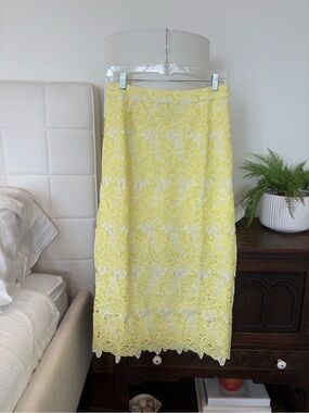 NWT Anthropologie Buttercup Eyelet Yellow Floral Lace Midi Skirt M